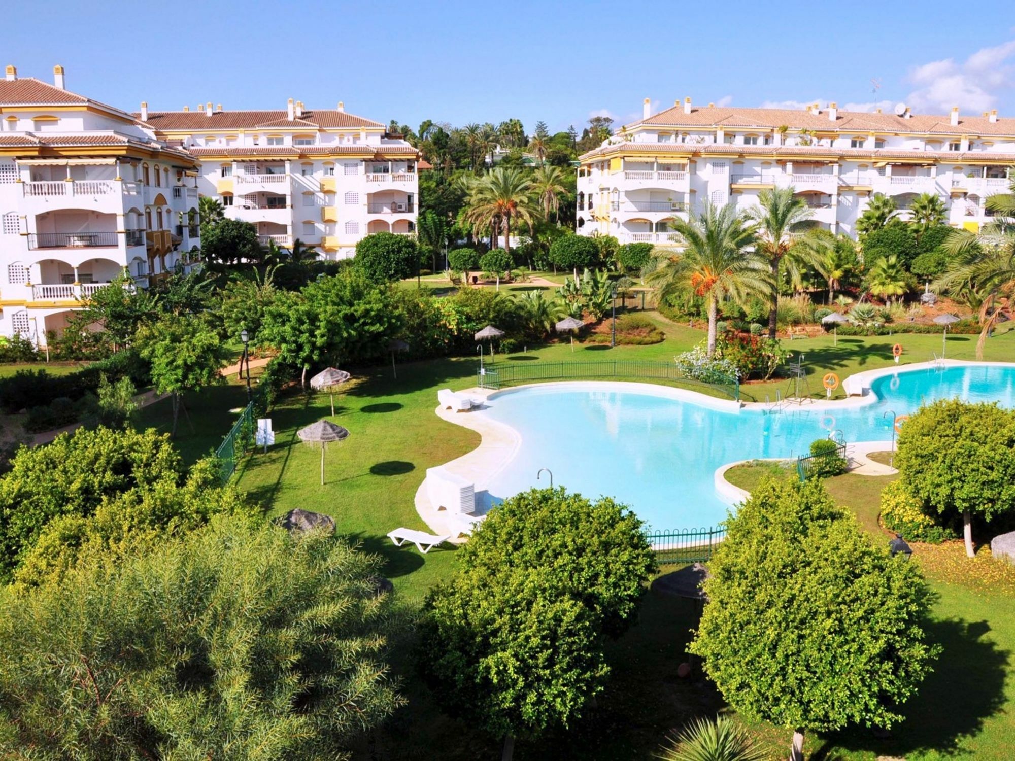 Apartment Dama De Noche Playground
